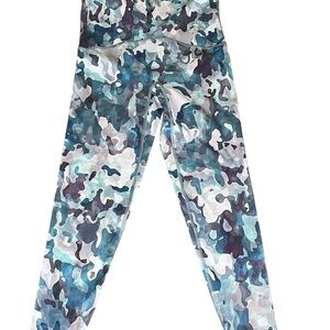 Woman Size M Spanx Blue Toned Camo Leggings